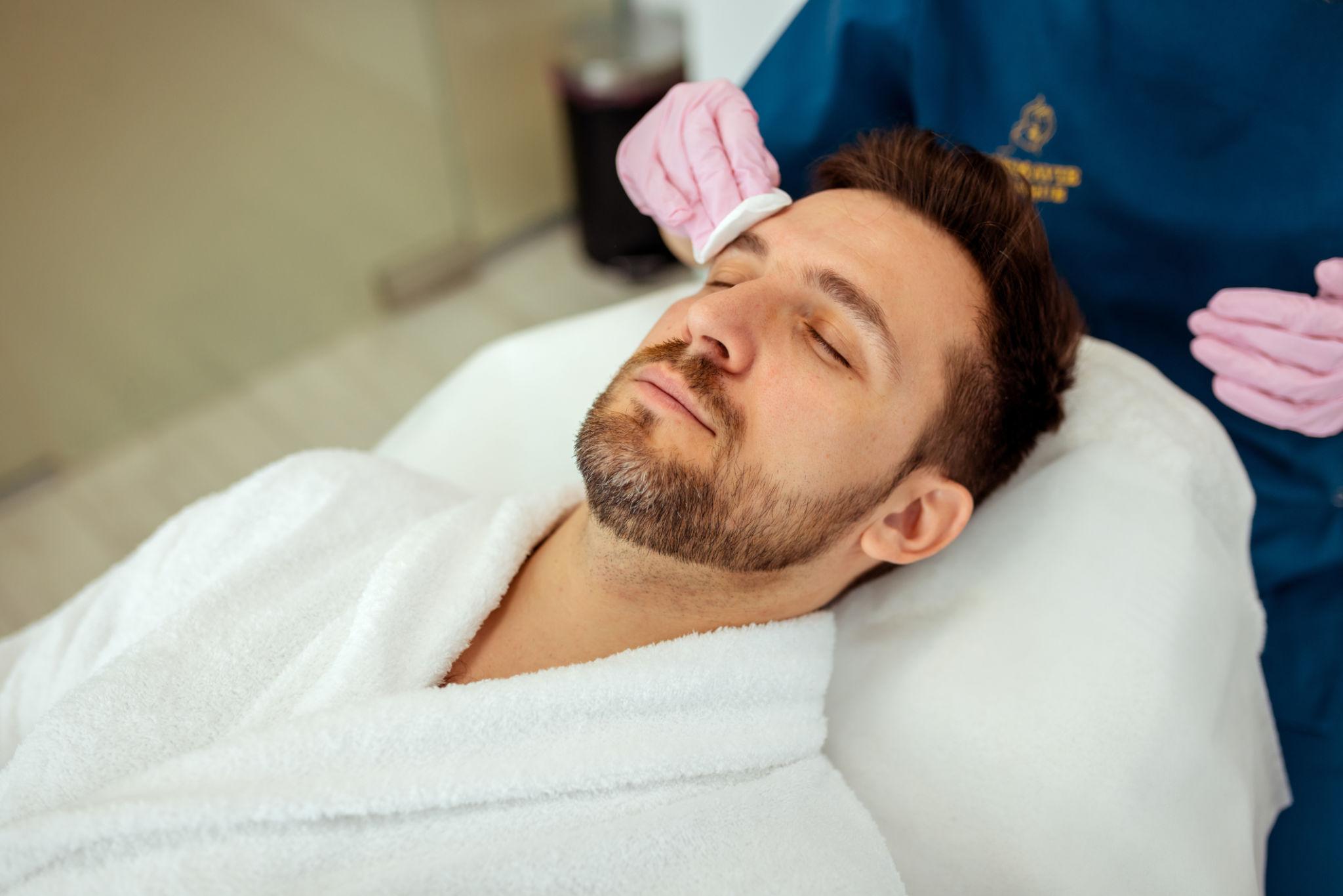 রূপচর্চা আর শুধু নারীদের মধ্যে সীমাবদ্ধ নেই