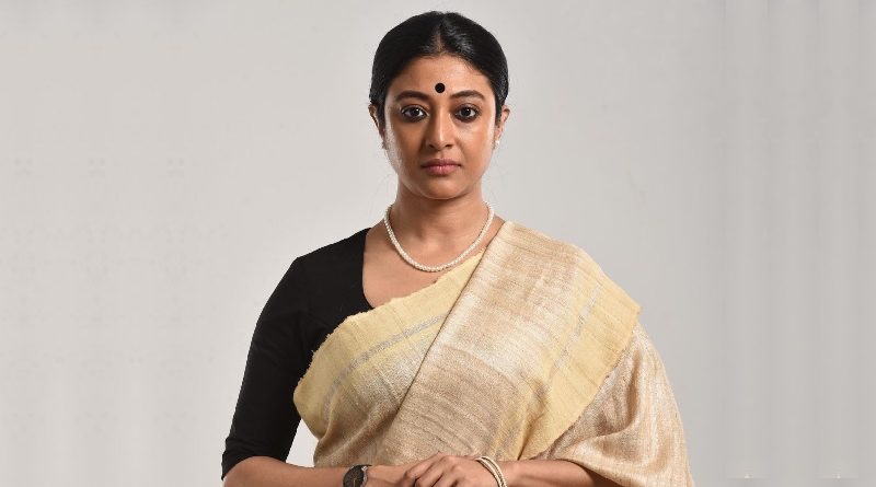 পাওলি দামের দেড় দশক আগের সিনেমা নিয়ে তোলপাড়